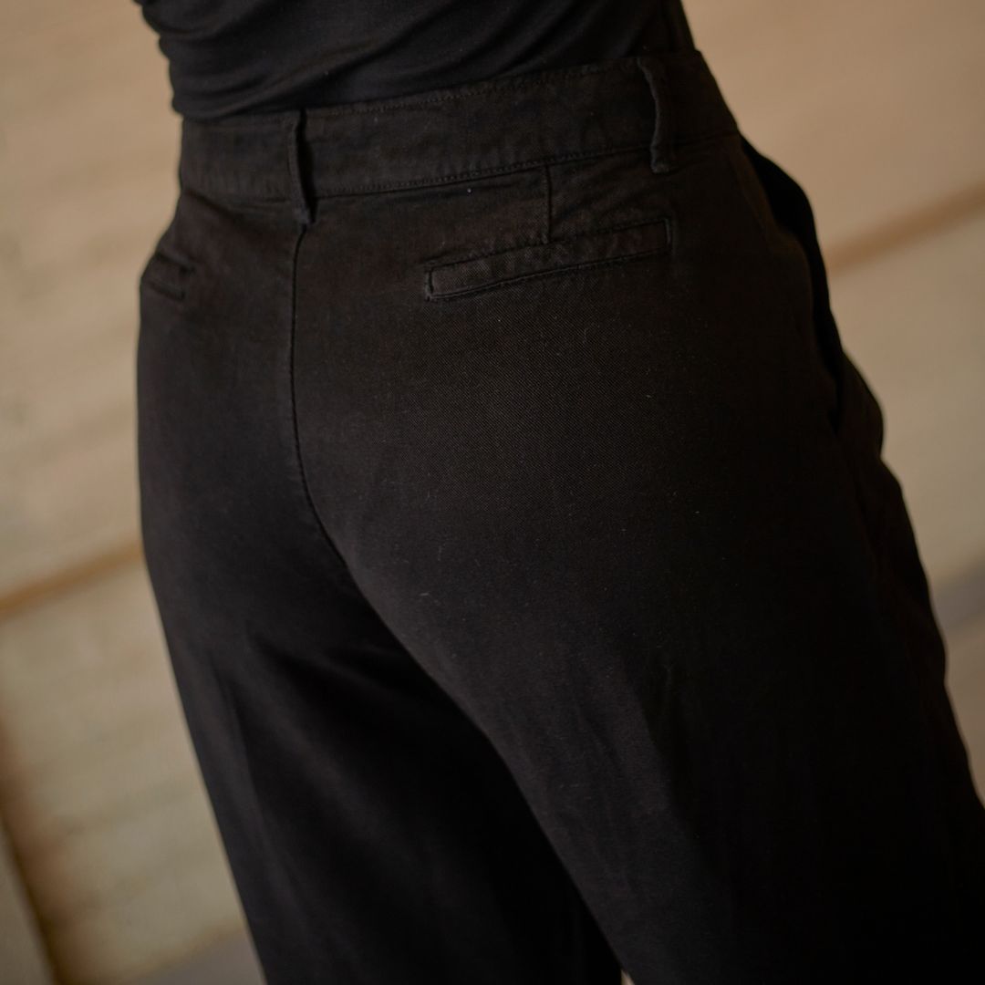 Pantalón Eucalipto Negro
