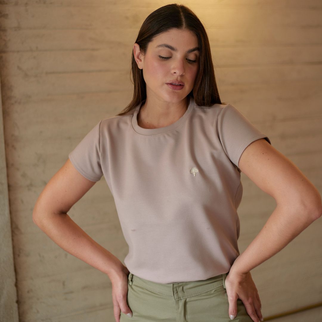 T-Shirt Fit Nude