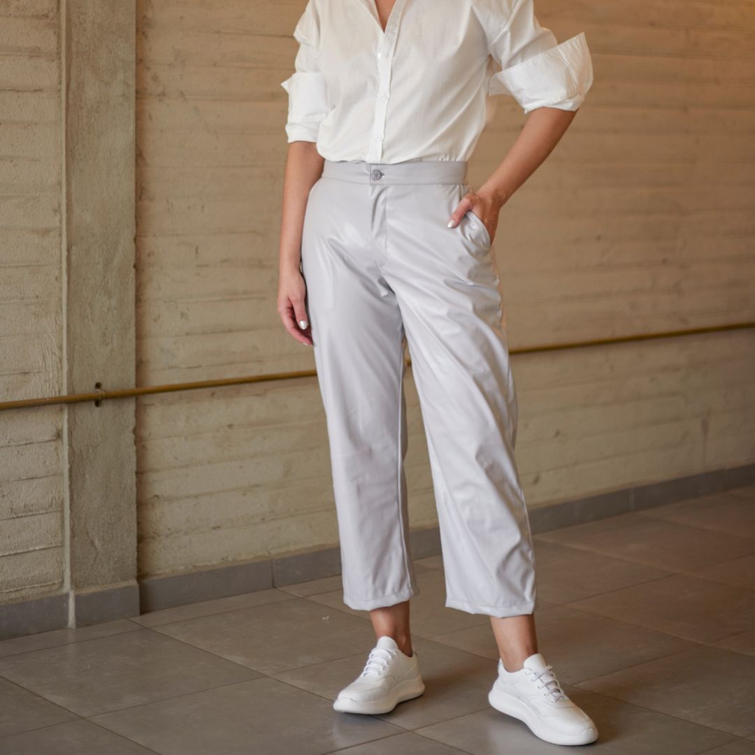 Pantalón Cuerina Gris