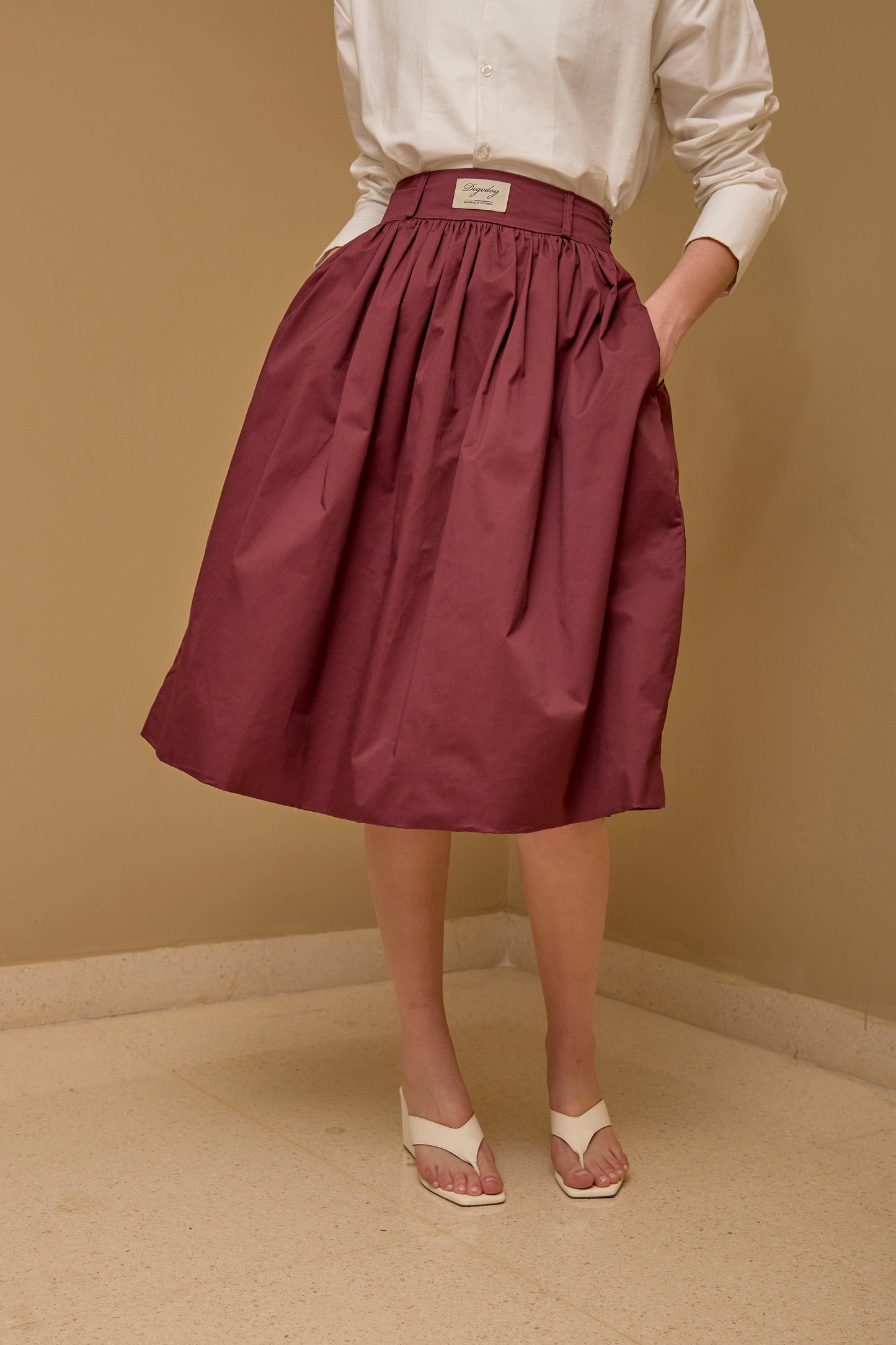 Falda Globo XX Vinotinto