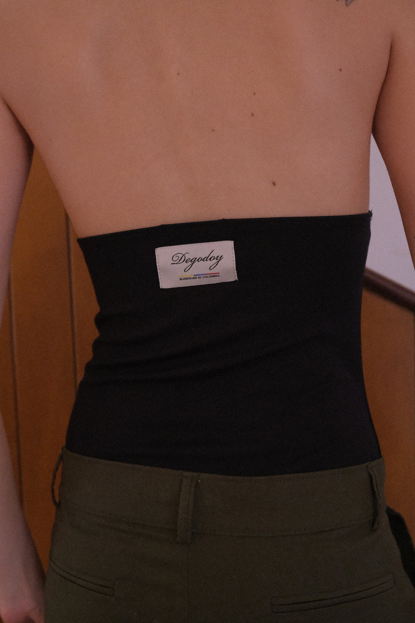 Body Nostalgia Negro