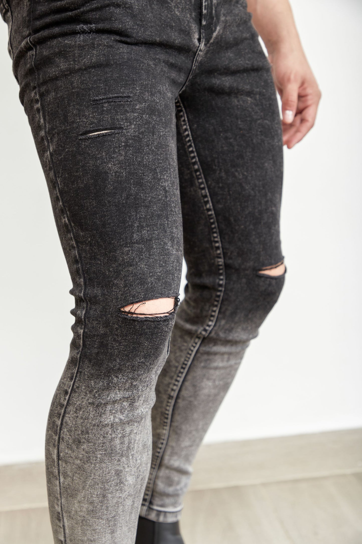 Jean Lira Black