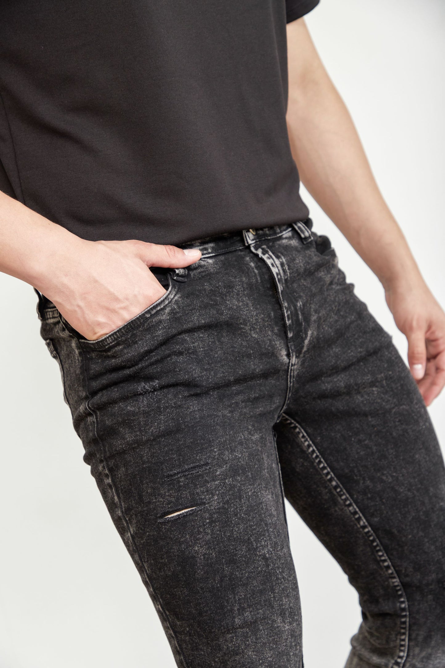 Jean Lira Black