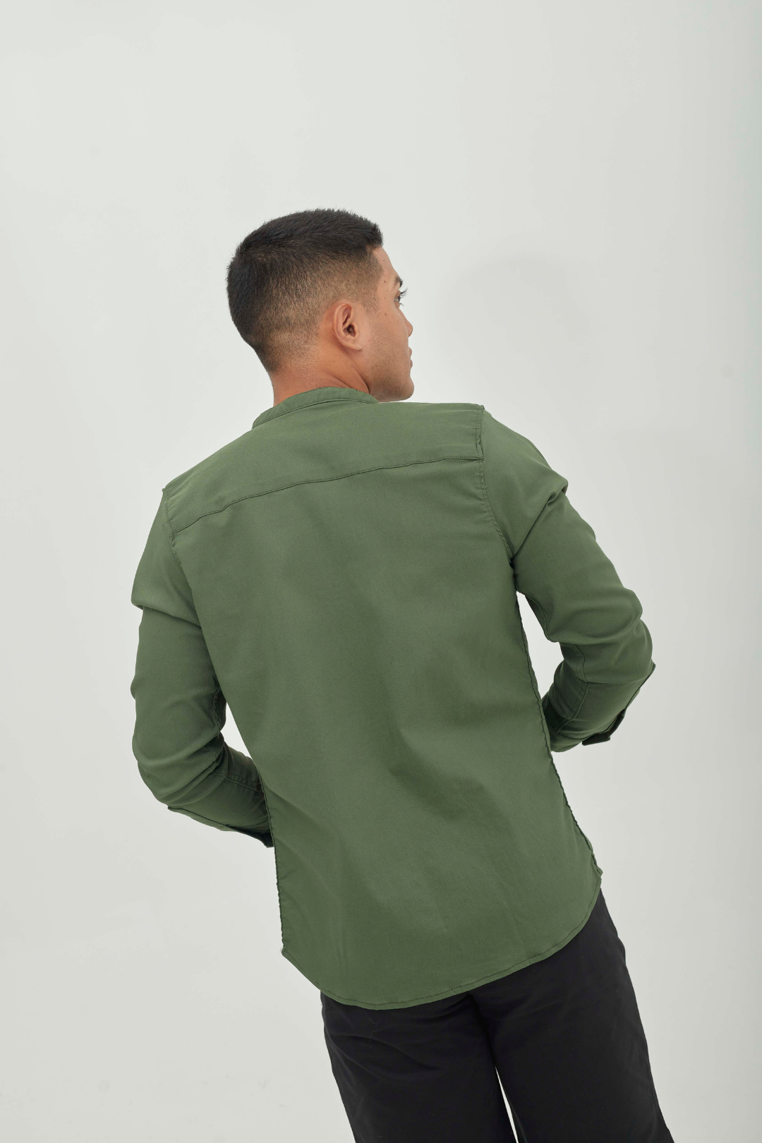 Camisa Oxford Verde Militar