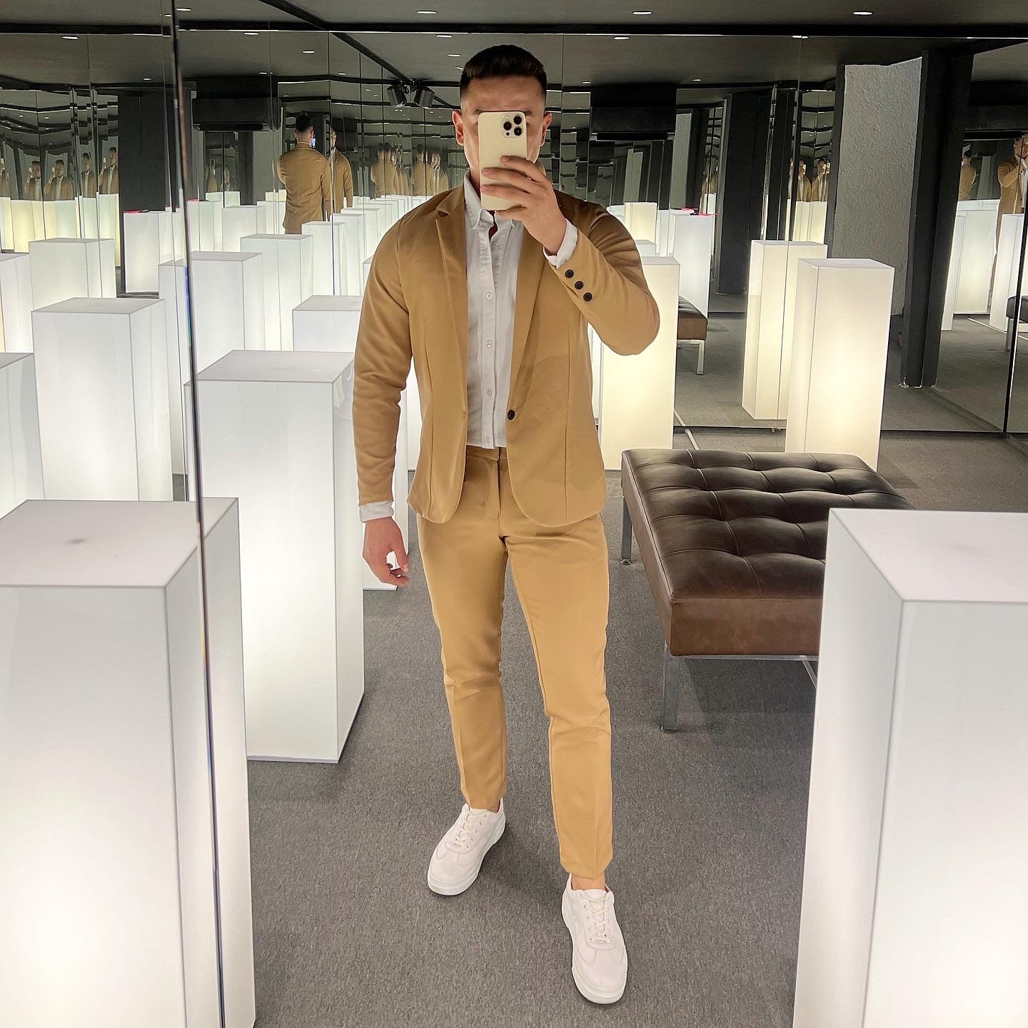 Traje Clásico beige