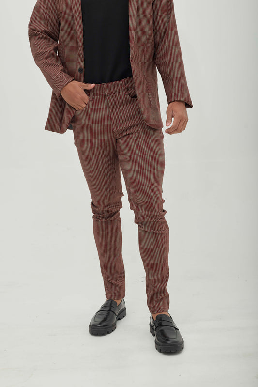 Pantalón Recto Essential Vinotinto