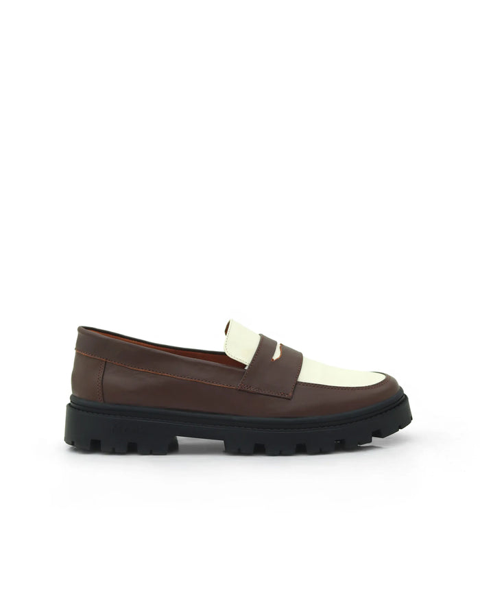 LOAFERS MARRÓN