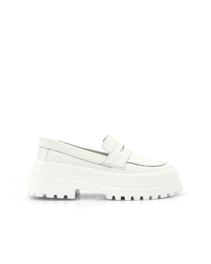 LOAFERS BLANCOS